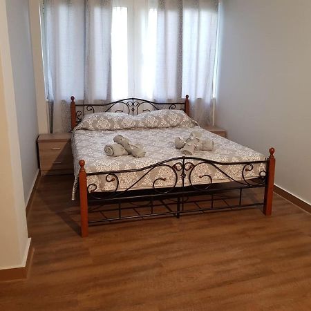 Lux & Cool Apartments Miaoyli 아테네 외부 사진